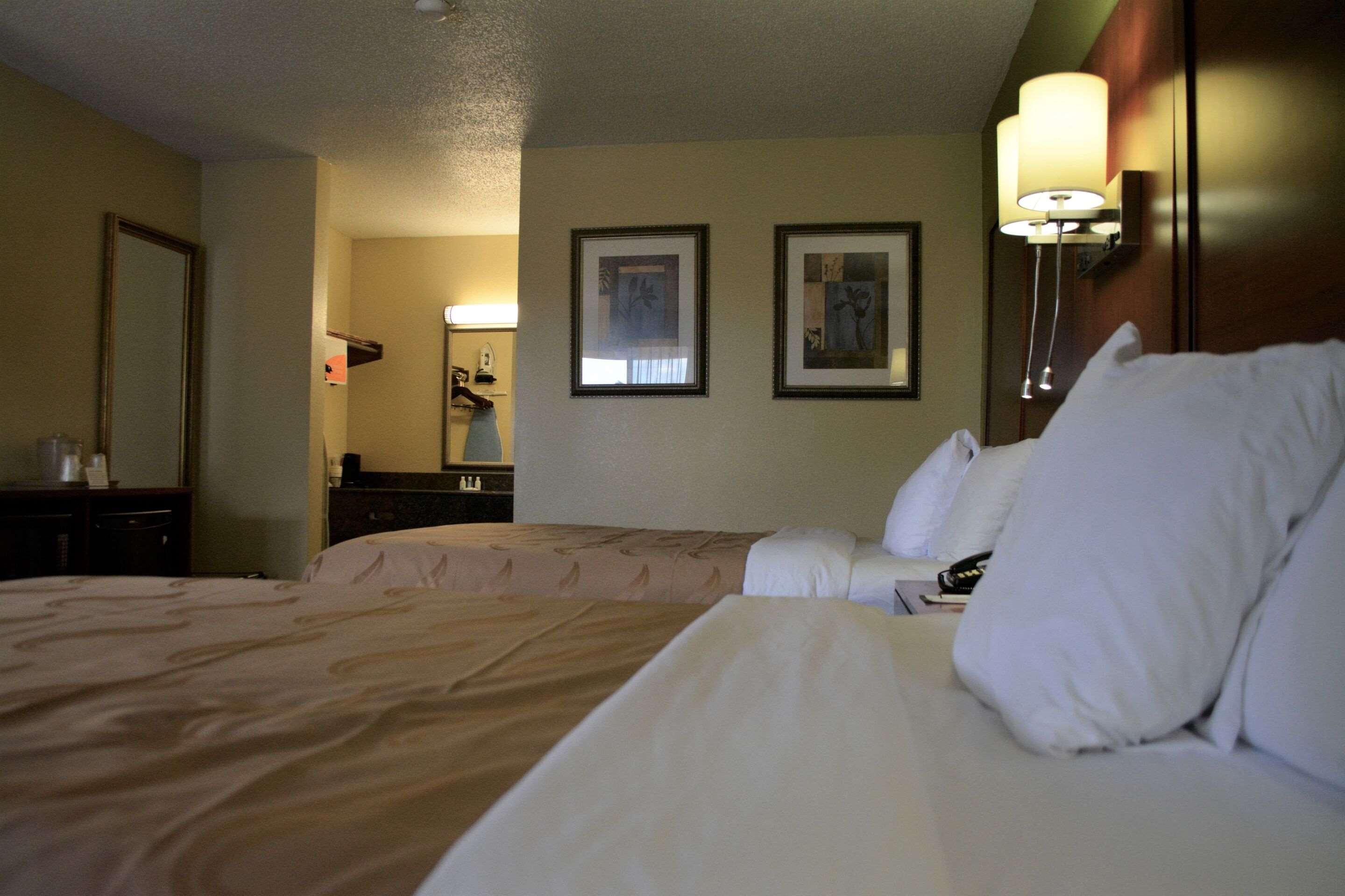 Quality Inn Midtown Savannah Esterno foto