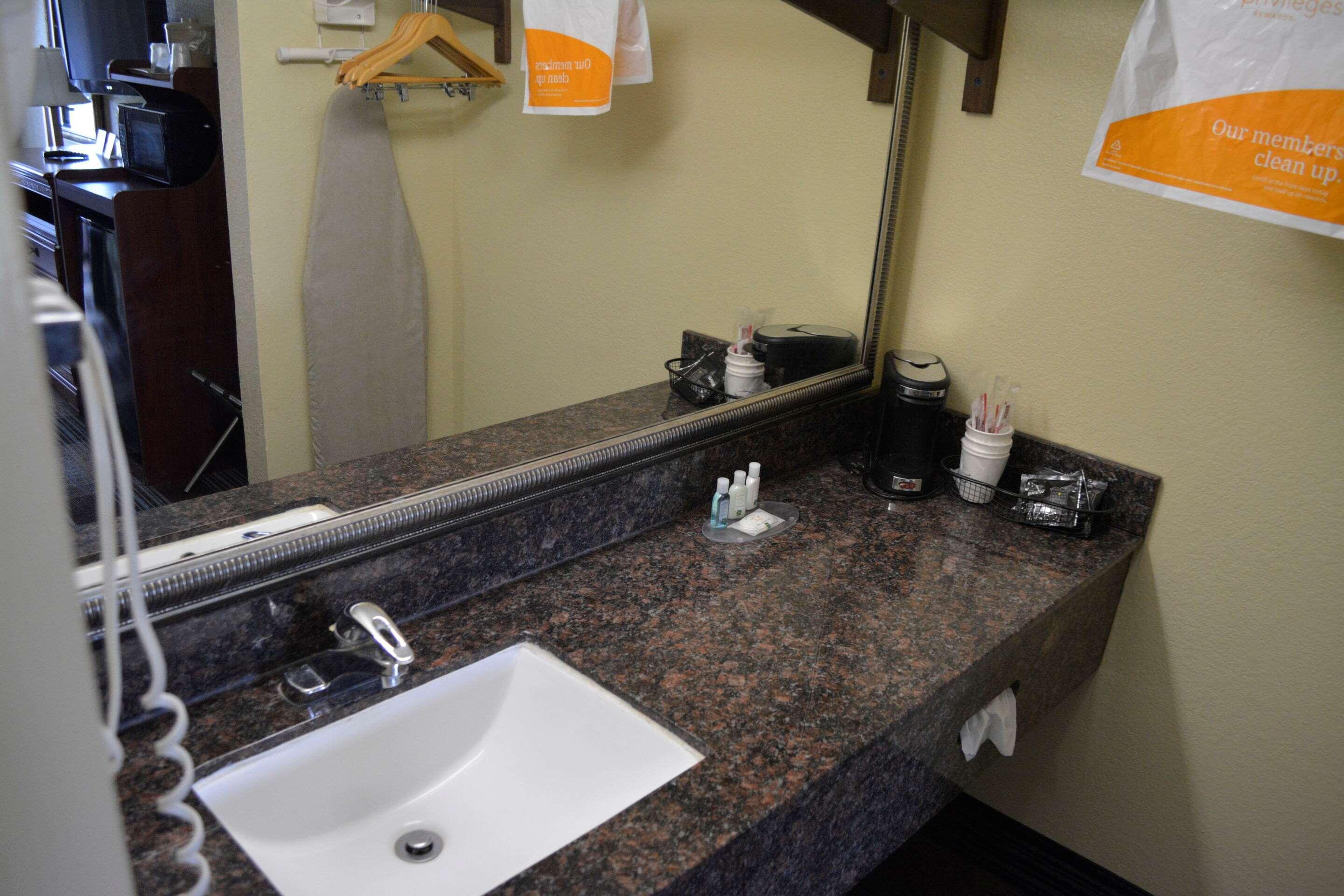 Quality Inn Midtown Savannah Esterno foto