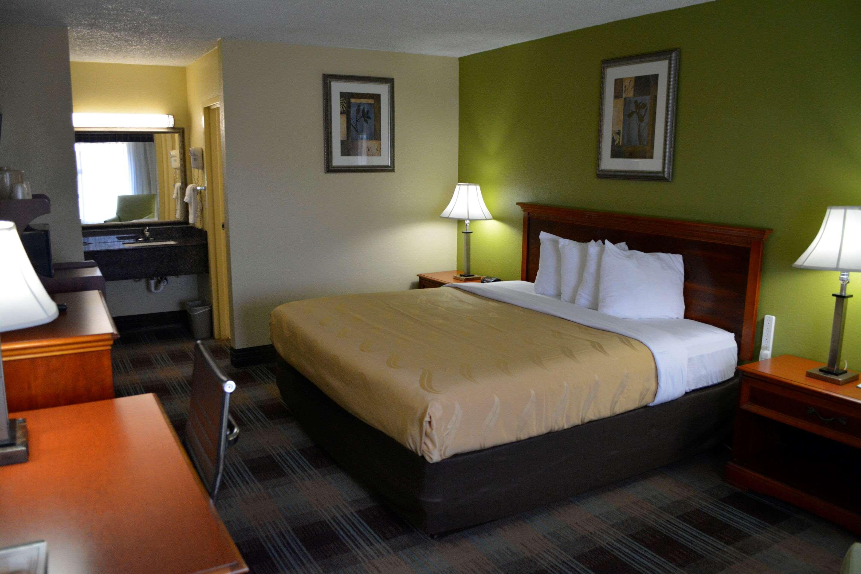 Quality Inn Midtown Savannah Esterno foto