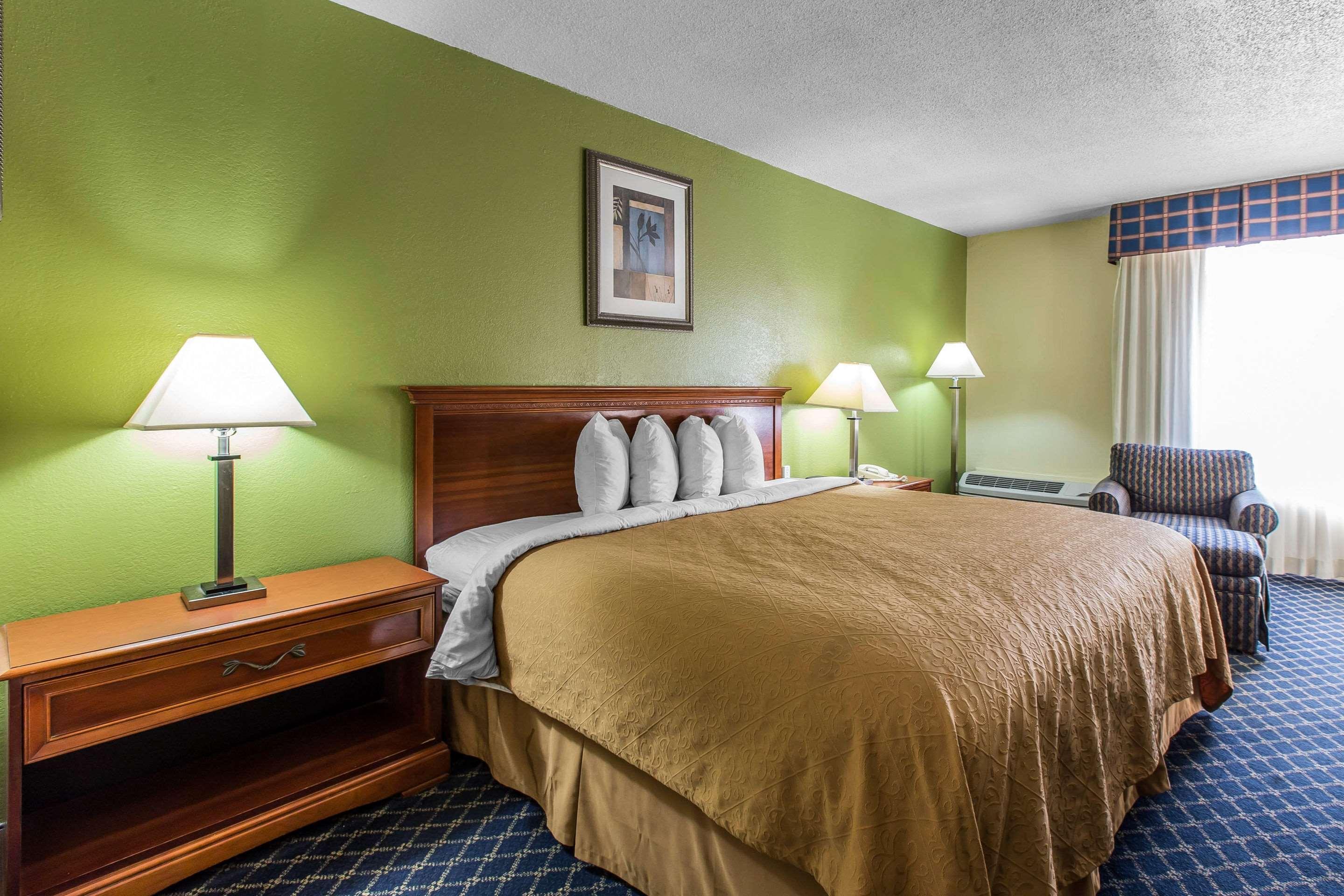 Quality Inn Midtown Savannah Esterno foto
