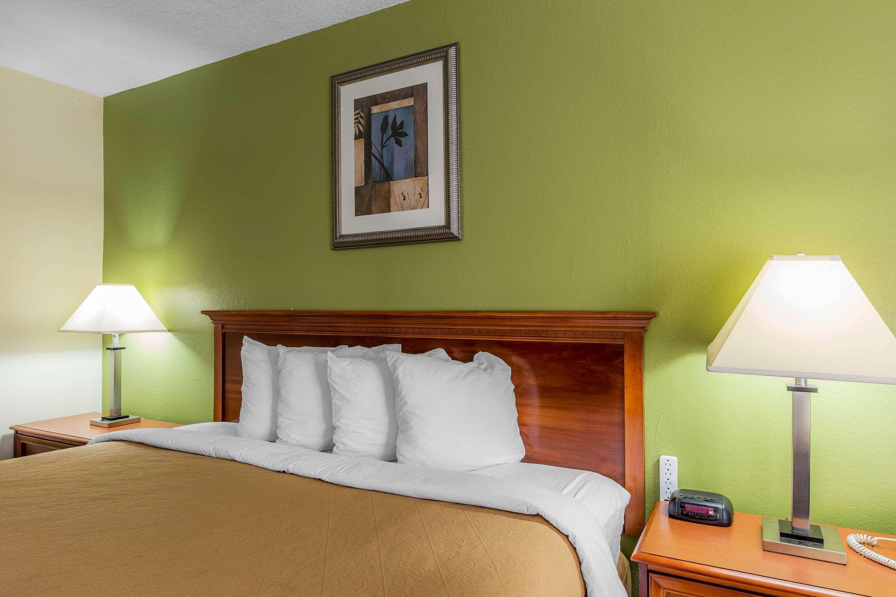 Quality Inn Midtown Savannah Esterno foto