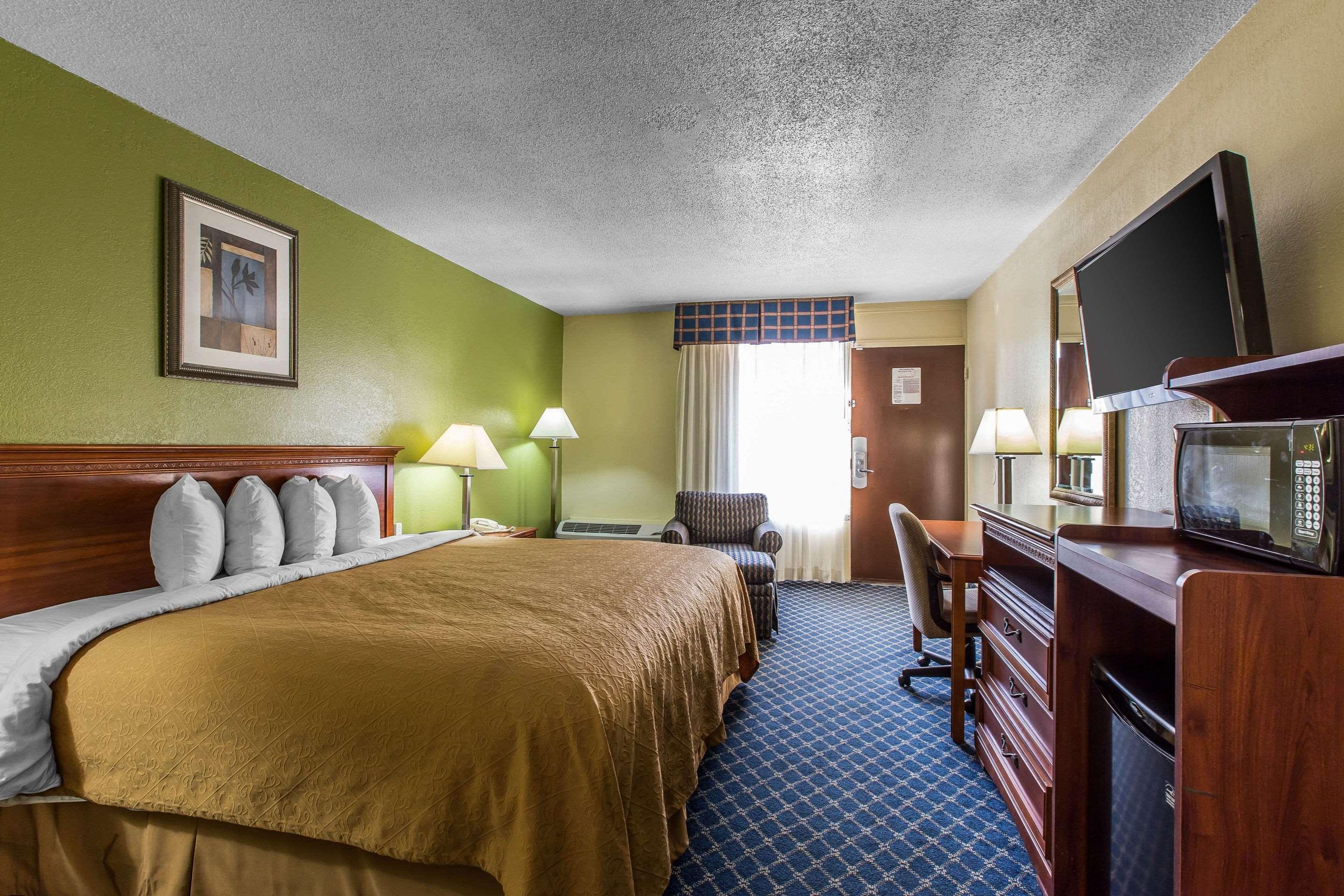 Quality Inn Midtown Savannah Esterno foto