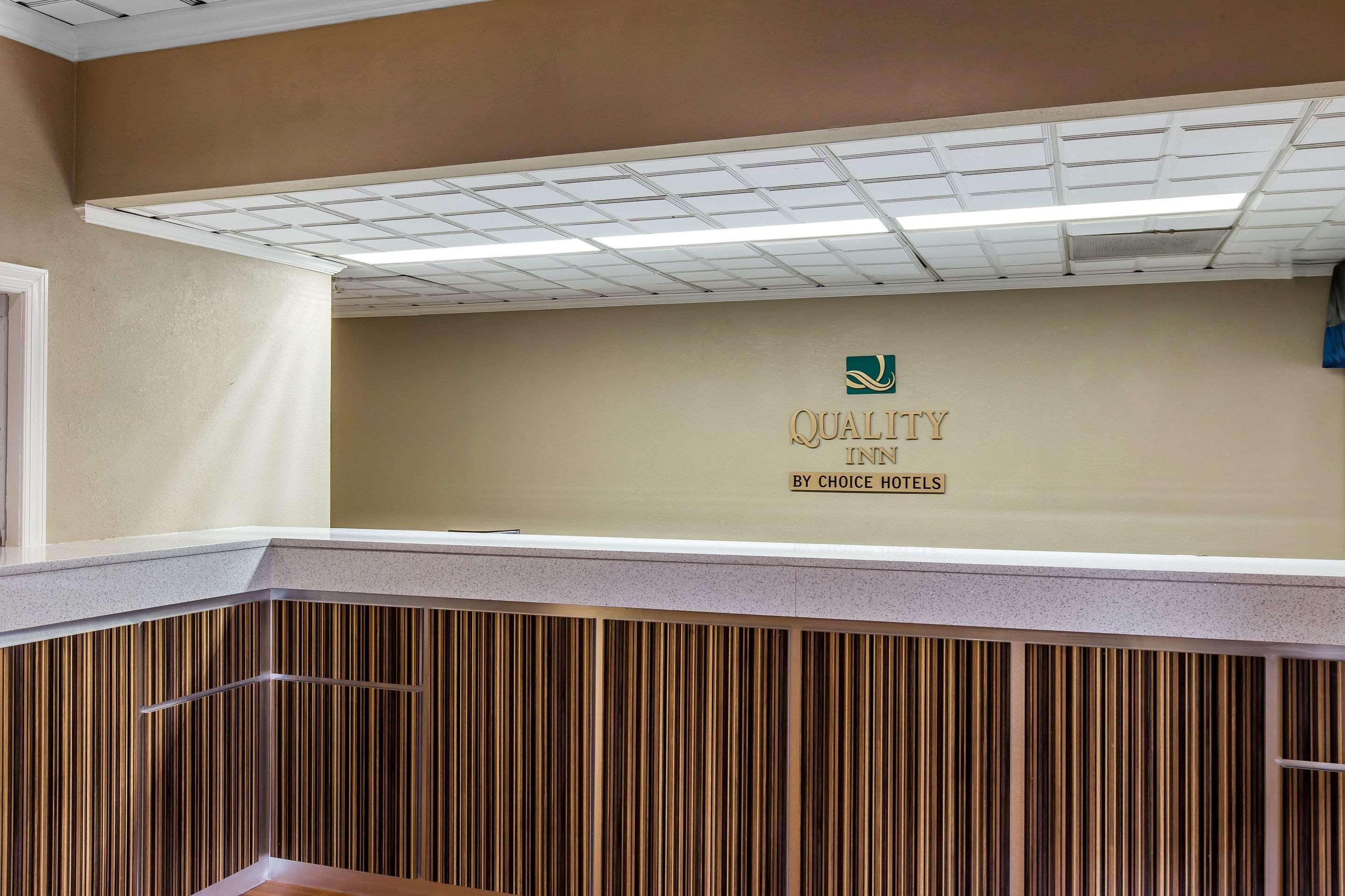 Quality Inn Midtown Savannah Esterno foto